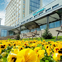 Санаторий «Источник» г. Железноводск. Территория Санаторий «Источник» г. Железноводск. Территория