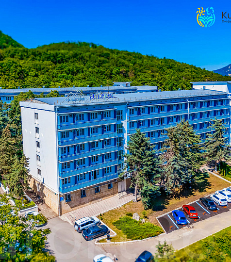 Санаторий «Эльбрус» Железноводск. Общий вид Санаторий «Эльбрус» Железноводск. Общий вид