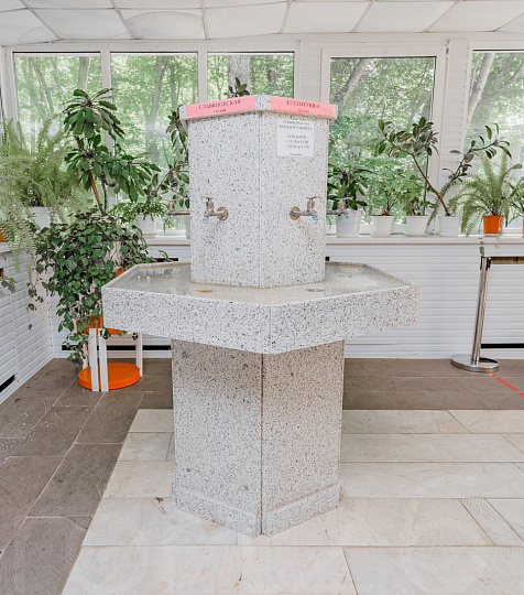 Детский санаторий "Салют" г. Железноводск, бювет Детский санаторий "Салют" г. Железноводск, бювет