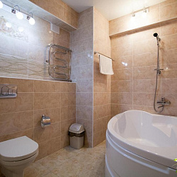 Санаторий «им. М.И. Калинина» Ессентуки, Ванная комната в двухместном двухкомнатном Люксе Санаторий «им. М.И. Калинина» Ессентуки, Ванная комната в двухместном двухкомнатном Люксе