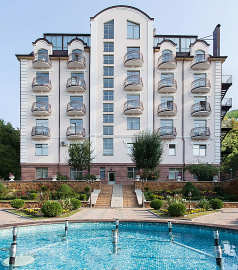 Санаторий «Буковая роща», Железноводск. Территория санатория Санаторий «Буковая роща», Железноводск. Территория санатория