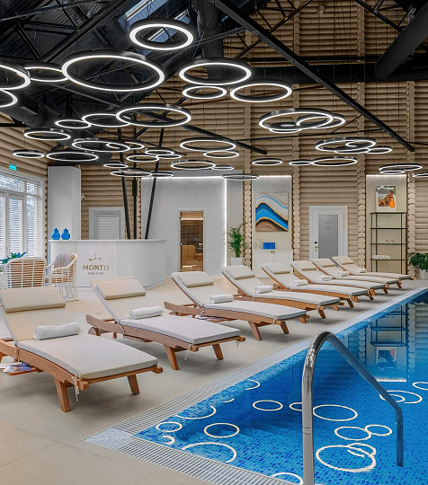 Спа-санаторий AMK Montis Club г. Железноводск. Закрытый бассейн Спа-санаторий AMK Montis Club г. Железноводск. Закрытый бассейн