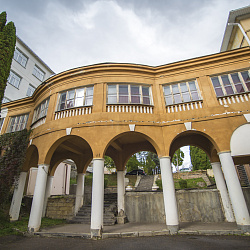 Санаторий «им. Димитрова» Кисловодск. Территория Санаторий «им. Димитрова» Кисловодск. Территория