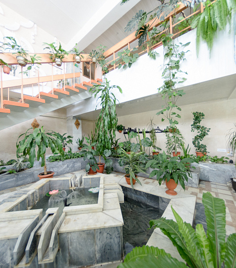 Санаторий «им. Эрнста Тельмана», Железноводск. Холл Санаторий «им. Эрнста Тельмана», Железноводск. Холл