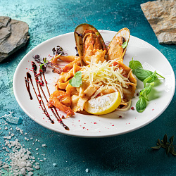 Пансионат «Плаза» г. Ессентуки. Ресторан «Прованс» Пансионат «Плаза» г. Ессентуки. Ресторан «Прованс»