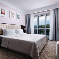 Санаторий «Плаза» г. Железноводск. Номер «Люкс» повышенной комфортности Санаторий «Плаза» г. Железноводск. Номер «Люкс» повышенной комфортности