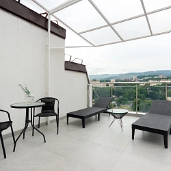 Cанаторий «Вернисаж» г. Кисловодск. Номер Пентхаус, выход на балкон Cанаторий «Вернисаж» г. Кисловодск. Номер Пентхаус, выход на балкон