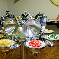 Оздоровительный комплекс «Затерянный рай у Машука», шведский стол Оздоровительный комплекс «Затерянный рай у Машука», шведский стол