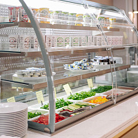 Санаторий «Источник», г. Кисловодск. «Ресторан Бон Аппетит» Санаторий «Источник», г. Кисловодск. «Ресторан Бон Аппетит»