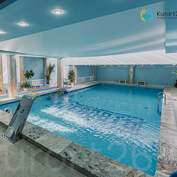 Санаторий «Крепость» г. Кисловодск. Бассейн Санаторий «Крепость» г. Кисловодск. Бассейн