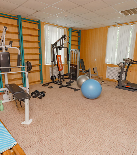 Пансионат с лечением «Геолог Казахстана», Железноводск. Тренажерный зал Пансионат с лечением «Геолог Казахстана», Железноводск. Тренажерный зал