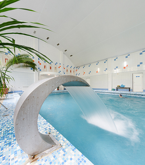 Санаторий «Москва», Кисловодск. Бассейн Санаторий «Москва», Кисловодск. Бассейн