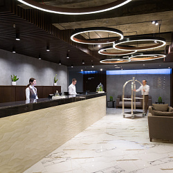 Спа-отель Green Resort Hotel & Spa г. Кисловодск. Зона ресепшн Спа-отель Green Resort Hotel & Spa г. Кисловодск. Зона ресепшн