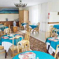 Пансионат "Октябрь", столовая Пансионат "Октябрь", столовая