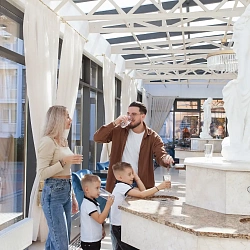 Санаторий «Елизавета—Минеральные Воды», г. Железноводск. Бювет Санаторий «Елизавета—Минеральные Воды», г. Железноводск. Бювет