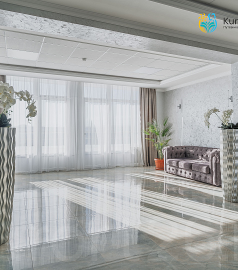 Санаторий «Тарханы», Пятигорск. Холл Санаторий «Тарханы», Пятигорск. Холл