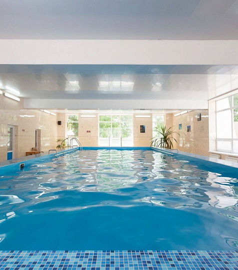 Санаторий «Нива» г. Ессентуки. Бассейн Санаторий «Нива» г. Ессентуки. Бассейн