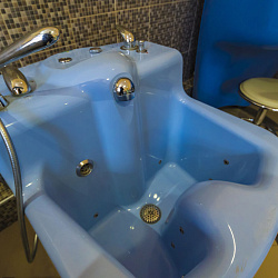 Медицинский центр «Княжна Мери» Железноводск. Ванное отделение, вихревые ванны Медицинский центр «Княжна Мери» Железноводск. Ванное отделение, вихревые ванны