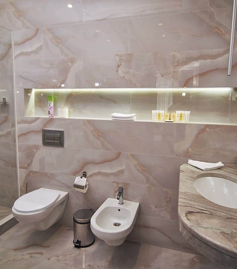 Санаторий «Солнечный» г. Кисловодск. Номер «Семейный Люкс», ванная комната Санаторий «Солнечный» г. Кисловодск. Номер «Семейный Люкс», ванная комната