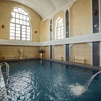 Санаторий «Главные Нарзанные Ванны», Кисловодск. Бассейн Санаторий «Главные Нарзанные Ванны», Кисловодск. Бассейн