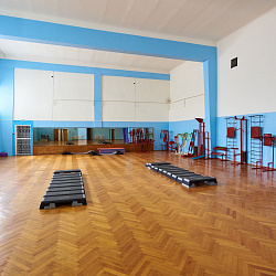 Санаторий «Центр-Союз» г. Ессентуки. Зал ЛФК Санаторий «Центр-Союз» г. Ессентуки. Зал ЛФК