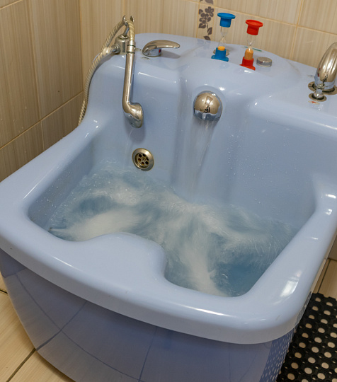 Санаторий «Юность» Ессентуки, ванное отделение, вихревые ванны Санаторий «Юность» Ессентуки, ванное отделение, вихревые ванны