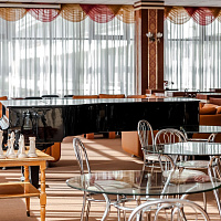 Санаторий «Россия» г. Ессентуки. Зал отдыха Санаторий «Россия» г. Ессентуки. Зал отдыха