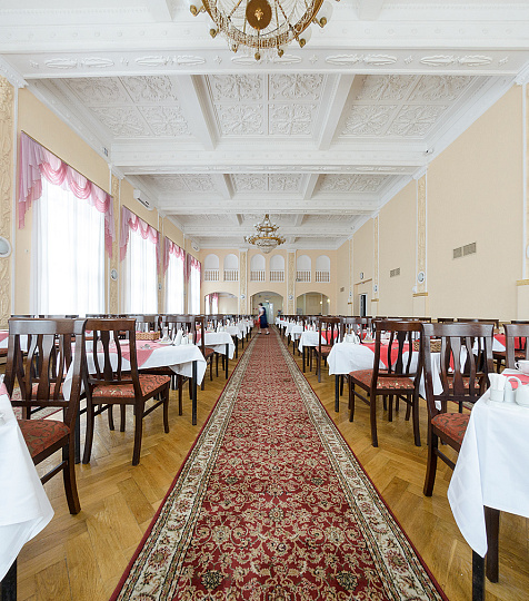 Санаторий «Москва», Кисловодск. Столовая Санаторий «Москва», Кисловодск. Столовая