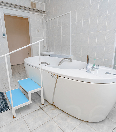 Пансионат с лечением «Геолог Казахстана», Железноводск. Ванное отделение Пансионат с лечением «Геолог Казахстана», Железноводск. Ванное отделение