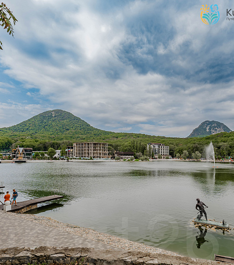 Санаторий «им. 30-летия Победы» г. Железноводск. Озеро 30'ка Санаторий «им. 30-летия Победы» г. Железноводск. Озеро 30'ка