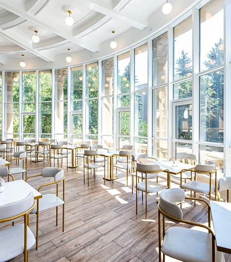 Санаторий «Шахтёр» г. Ессентуки. Ресторан «Печорин» Санаторий «Шахтёр» г. Ессентуки. Ресторан «Печорин»