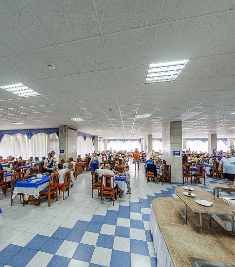 Санаторий «Родник» Пятигорск. Столовая Санаторий «Родник» Пятигорск. Столовая