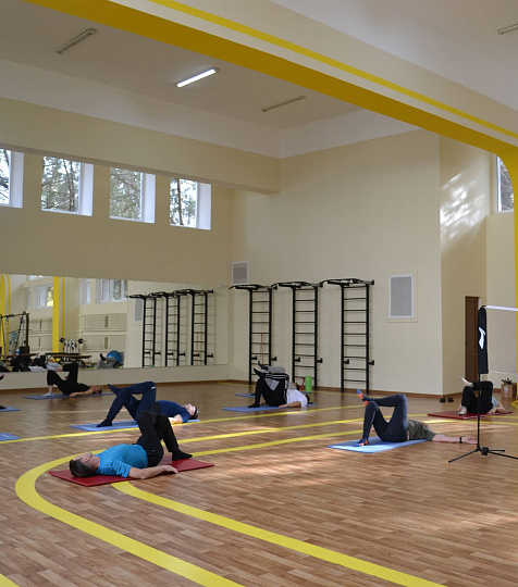 Санаторий «Металлург» г. Ессентуки. Спортзал Санаторий «Металлург» г. Ессентуки. Спортзал