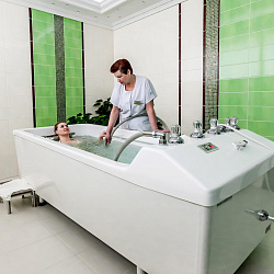 Санаторий «Заря», Кисловодск. Подводный душ-массаж Санаторий «Заря», Кисловодск. Подводный душ-массаж