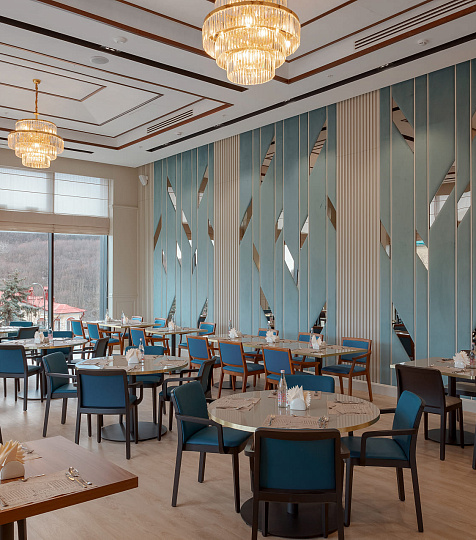 Санаторий «Источник» г. Железноводск. Ресторан «Бон Аппетит» Санаторий «Источник» г. Железноводск. Ресторан «Бон Аппетит»