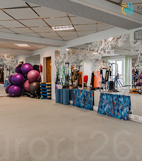 Санаторий «Пятигорский нарзан» г. Пятигорск. Зал ЛФК Санаторий «Пятигорский нарзан» г. Пятигорск. Зал ЛФК