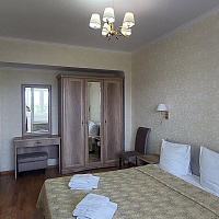 Санаторий «Москва», г. Ессентуки, Люкс (2-х комнатный 1-но местный) Санаторий «Москва», г. Ессентуки, Люкс (2-х комнатный 1-но местный)