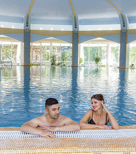 Санаторий «Казахстан» г. Ессентуки. Бассейн Санаторий «Казахстан» г. Ессентуки. Бассейн