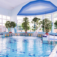 Санаторий «Долина Нарзанов» г. Кисловодск. Бассейн Санаторий «Долина Нарзанов» г. Кисловодск. Бассейн