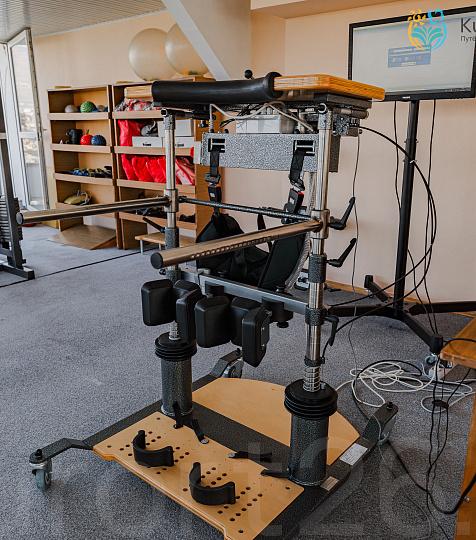 Детский военный санаторий, Пятигорск. Тренажёрный зал Детский военный санаторий, Пятигорск. Тренажёрный зал