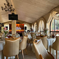 Санаторий «Солнечный» г. Кисловодск. Ресторан «Летний сад» Санаторий «Солнечный» г. Кисловодск. Ресторан «Летний сад»