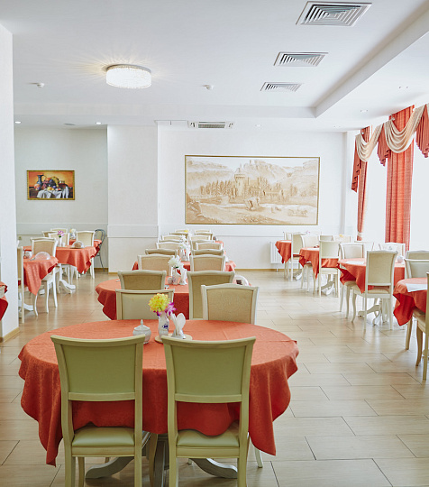 ФГБУ «Санаторно-реабилитационный центр МЧС России», Кисловодск. Столовая ФГБУ «Санаторно-реабилитационный центр МЧС России», Кисловодск. Столовая