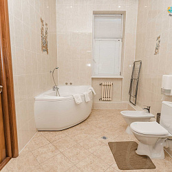 Пансионат «Империал», Кисловодск. Номер, ванная комната Пансионат «Империал», Кисловодск. Номер, ванная комната