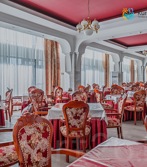 Санаторий «Виктория» г. Кисловодск. Ресторан «Рубин» и «Сапфир» Санаторий «Виктория» г. Кисловодск. Ресторан «Рубин» и «Сапфир»