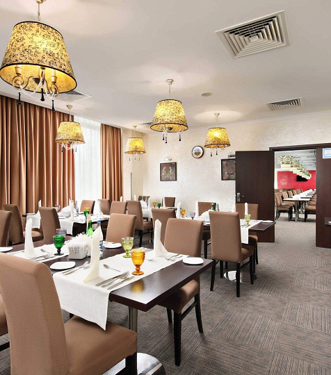 Санаторий «Плаза» г. Железноводск. Ресторан «VIP» Санаторий «Плаза» г. Железноводск. Ресторан «VIP»