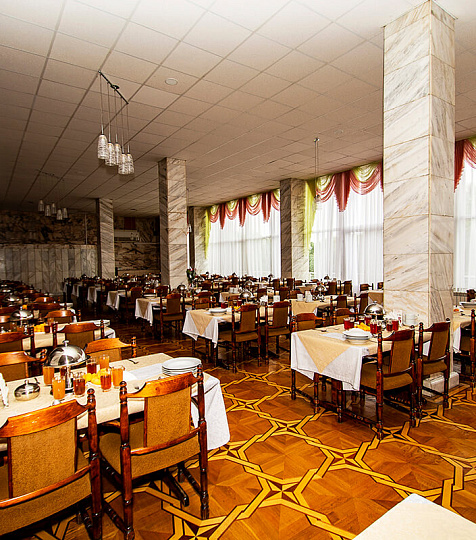 Санаторий «им. С.М. Кирова», г. Пятигорск. Столовая Санаторий «им. С.М. Кирова», г. Пятигорск. Столовая