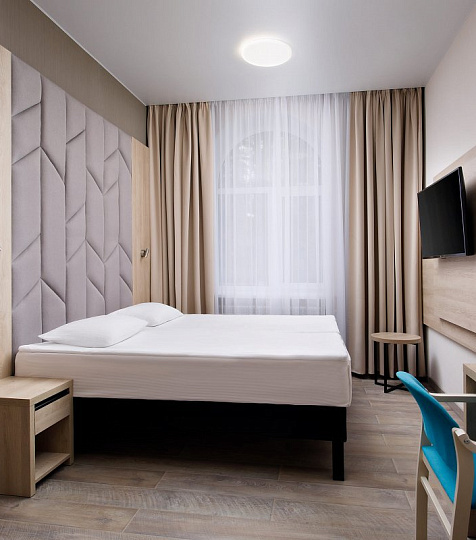 Санаторий «Шахтёр» г. Ессентуки. Центральный корпус Санаторий «Шахтёр» г. Ессентуки. Центральный корпус