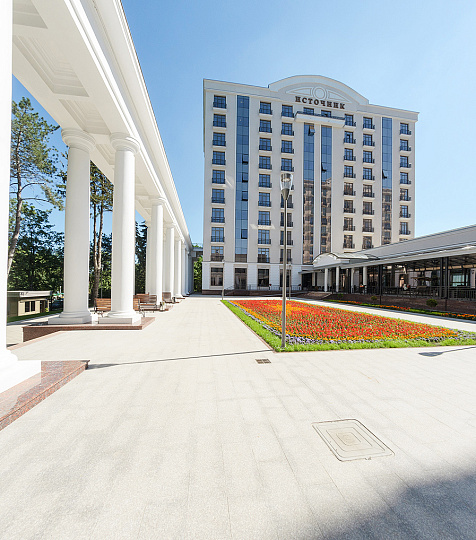 Санаторий «Источник» г. Ессентуки. Территория Санаторий «Источник» г. Ессентуки. Территория