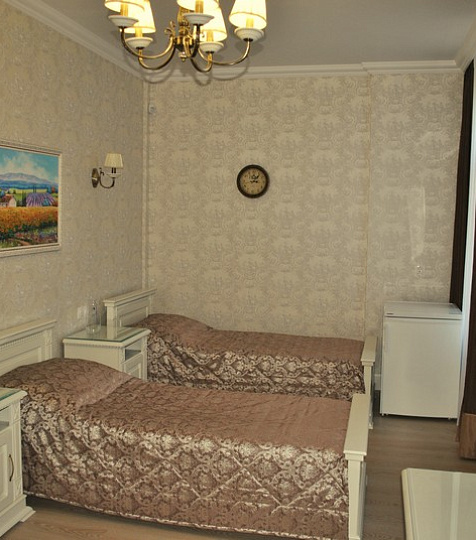 Санаторий «Москва», г. Ессентуки, Номер 1-й категории (2х местный) "Стандарт" с размещением двух человек Санаторий «Москва», г. Ессентуки, Номер 1-й категории (2х местный) "Стандарт" с размещением двух человек