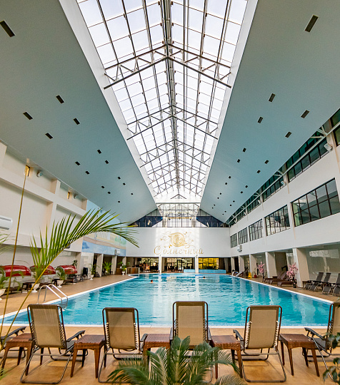 Санаторий «Солнечный» г. Кисловодск. Бассейн Санаторий «Солнечный» г. Кисловодск. Бассейн